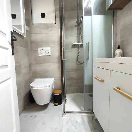 Apartamento Garden Level Nearby *